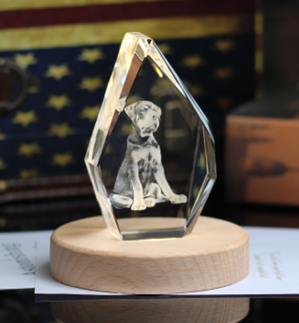Lceberg Shaped Crystal, 3D Engraved